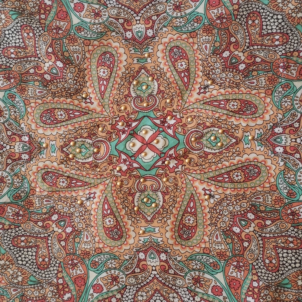 Artsy top - Picture 5 of 8